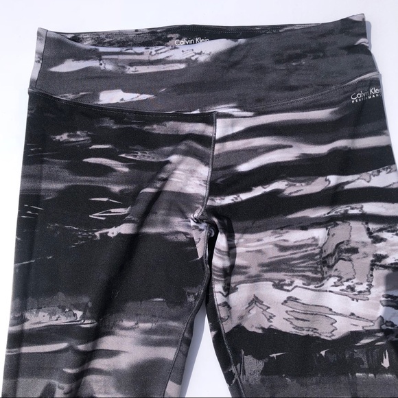 Calvin Klein Performance yoga pants - Picture 5 of 5
